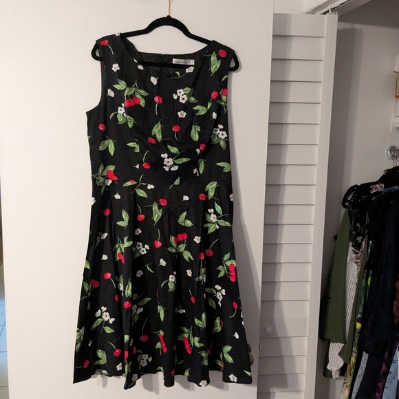 Gardenwed Dresses & Skirts - 🍒 NWT Cherry Blossom Black Dress 🍒